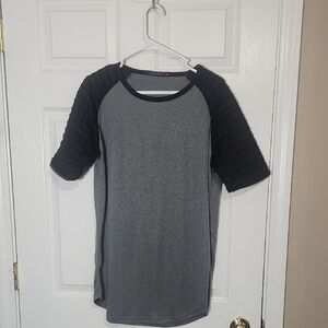 SIMMS Raglan T-Shirt Says Xl Fits Like Large